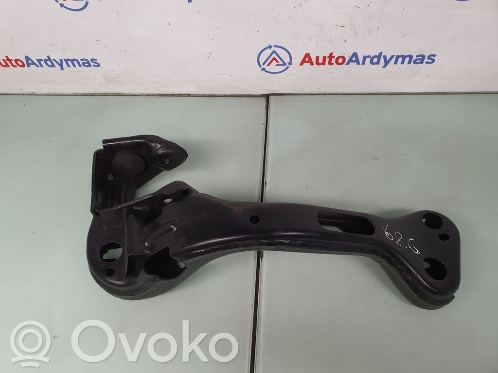 BMW X3 E83 Gearbox mounting bracket 