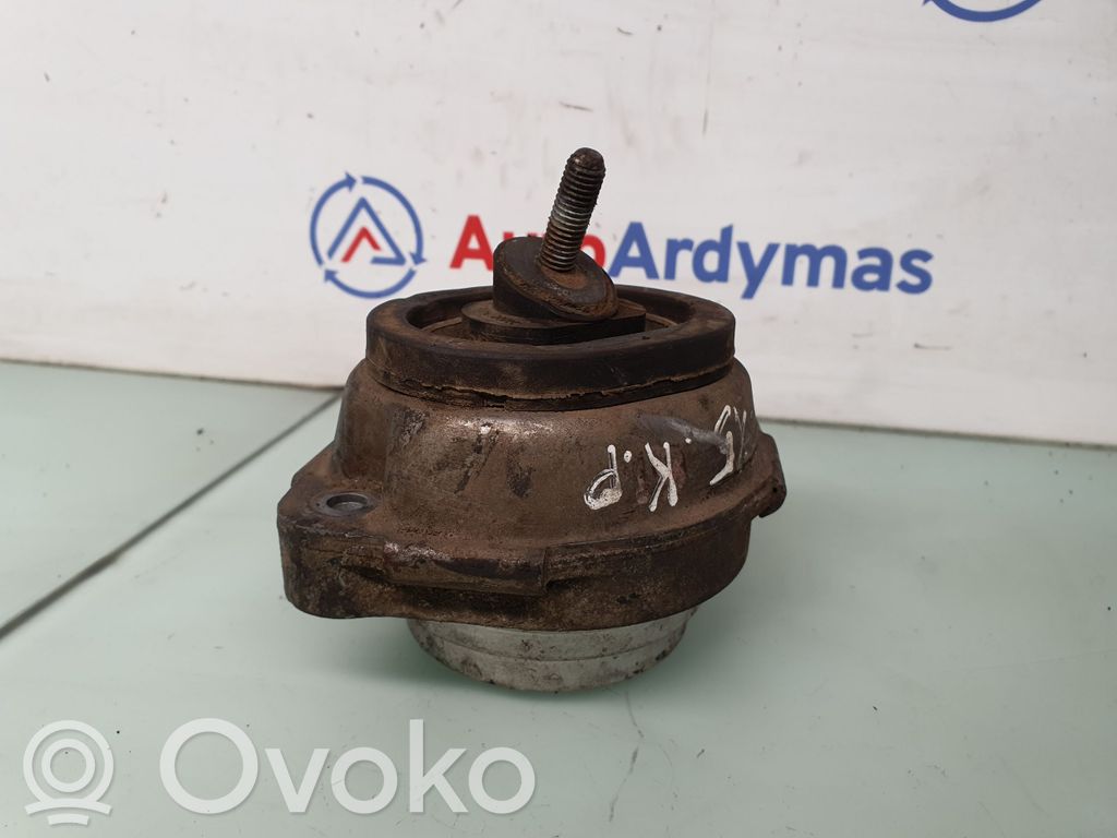 Support de moteur, coussinet   6758428,22116758428,22116770793