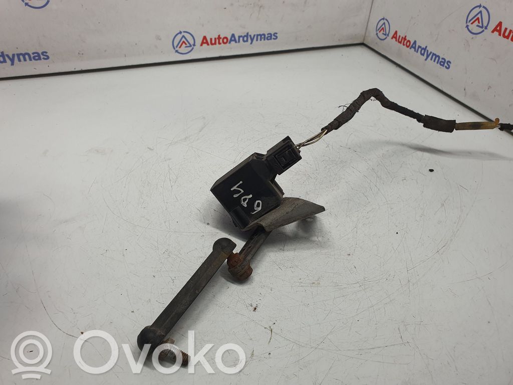 Ajovalon korkeusanturi   1093698,37141093698,37146784697
