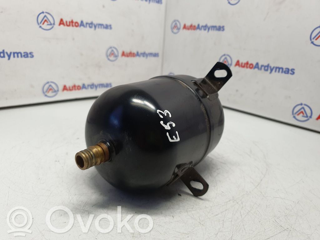 BMW X5 E53 Zbiornik powietrza tylnego zawieszenia pneumatycznego 