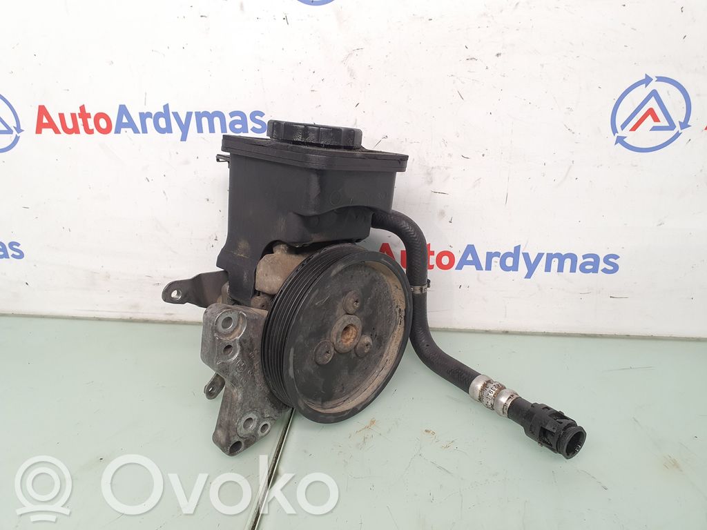 BMW X3 E83 Power steering pump 