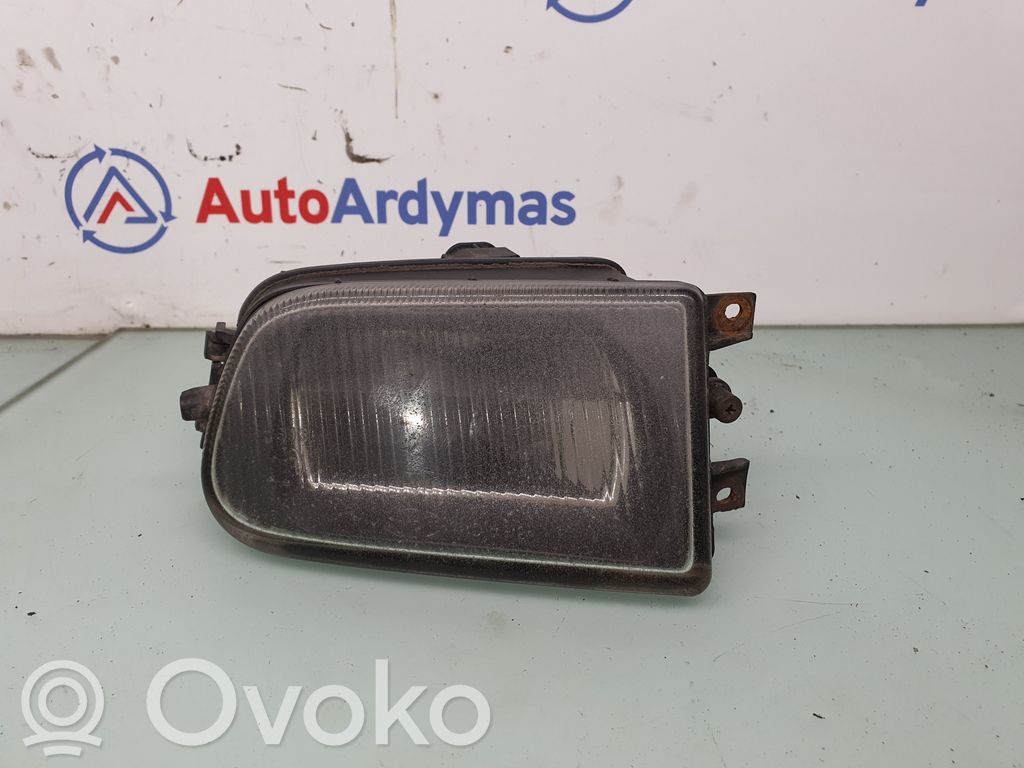 BMW 5 E39 Miglas lukturis priekšā 