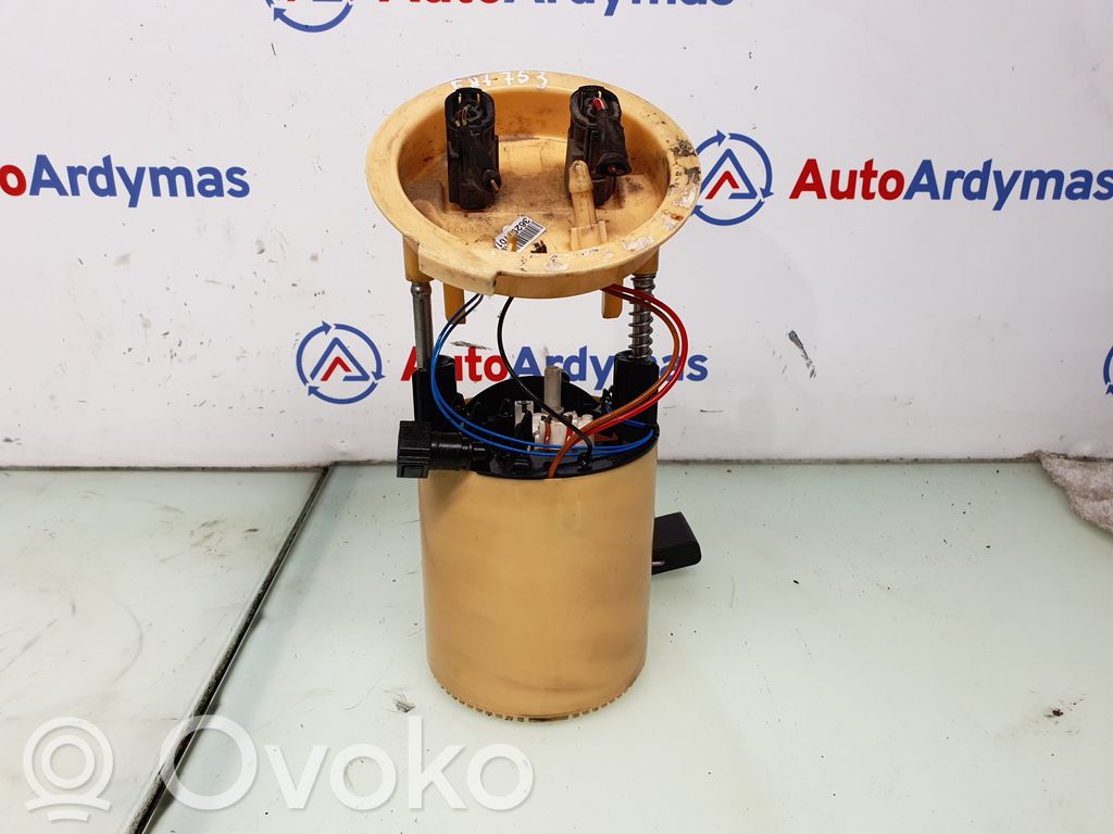 BMW 1 E81 E87 Polttoainesäiliön pumppu 