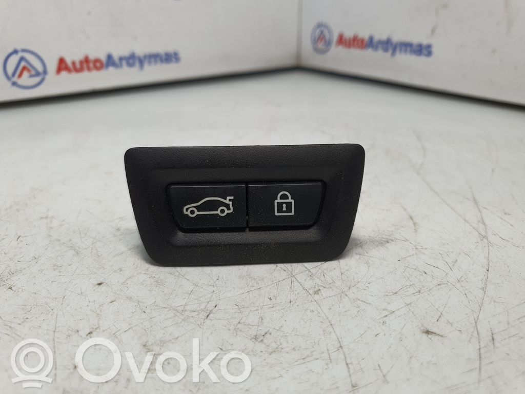 BMW 7 G11 G12 Tailgate/boot open switch button 