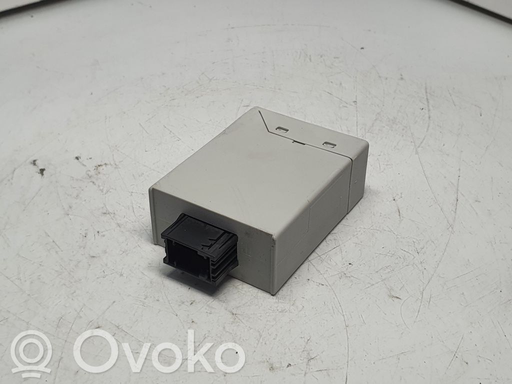 Module de commande rétroviseur latéral   8376506,61358376506,9177976,0141225