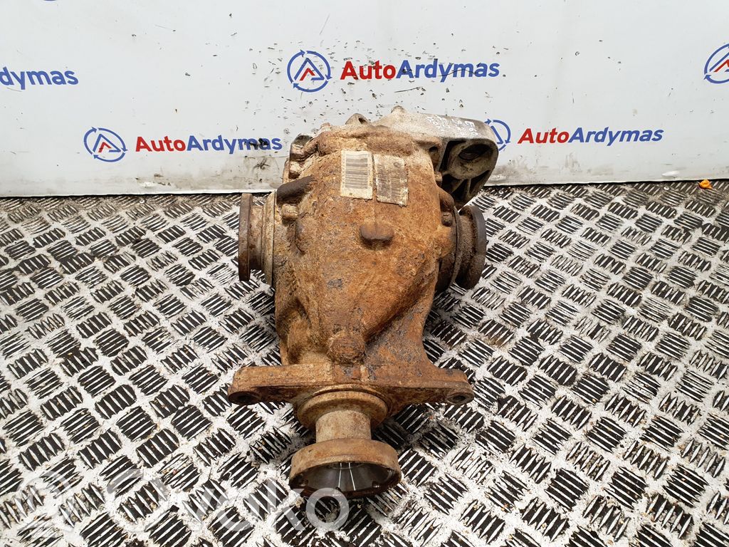 BMW 5 E60 E61 Galinis reduktorius 