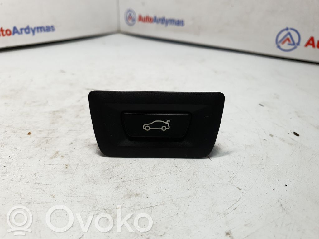 BMW 3 GT F34 Tailgate/boot open switch button 