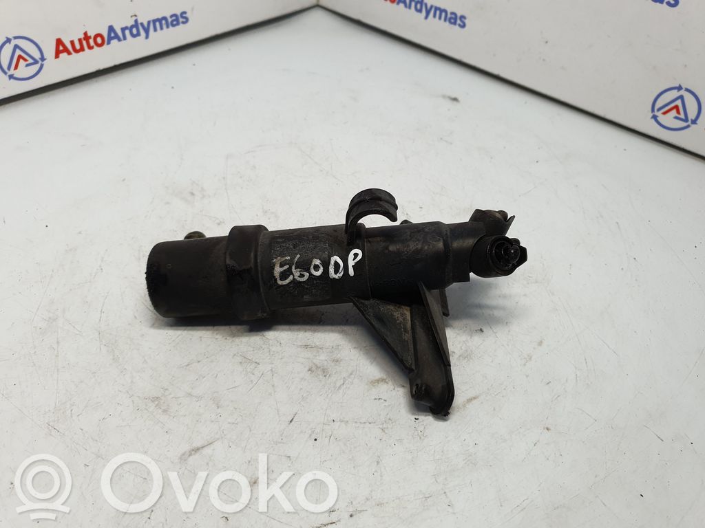 Buse de lave-phares   7038416,61677038416
