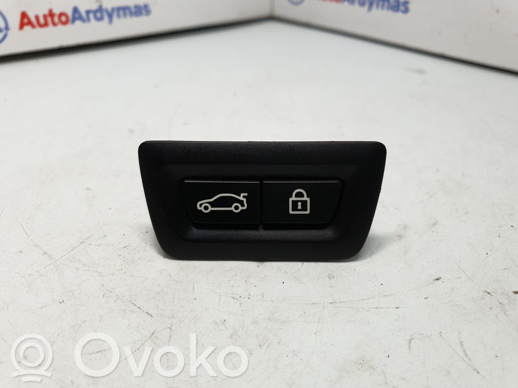 BMW X3 F25 Tailgate/boot open switch button 