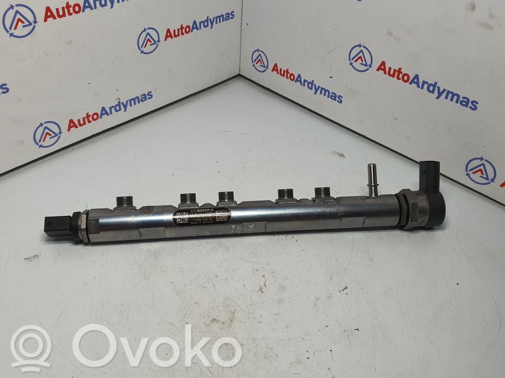 BMW 3 F30 F35 F31 Fuel injector supply line/pipe 