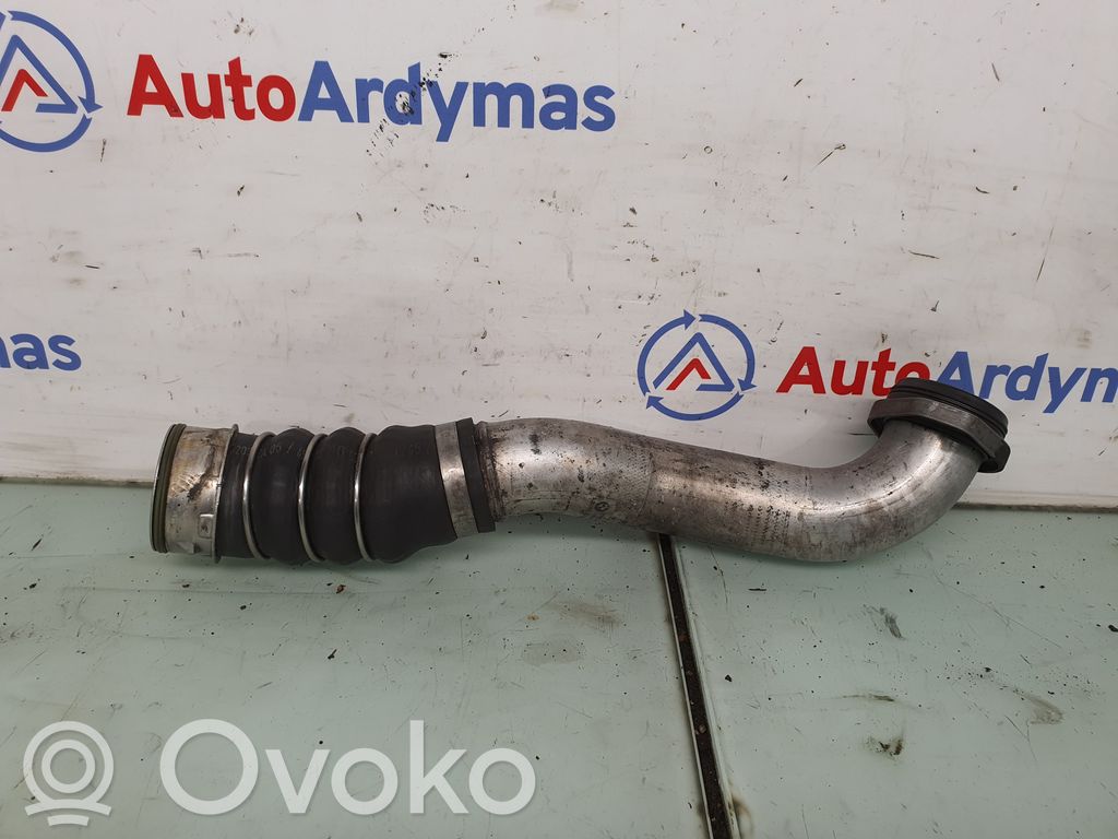 BMW 3 E90 E91 Välijäähdyttimen letku 
