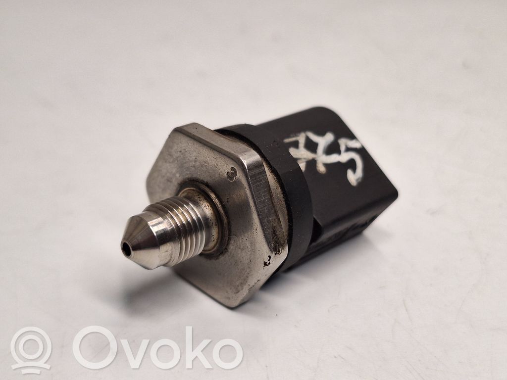 BMW X1 E84 Fuel pressure sensor 