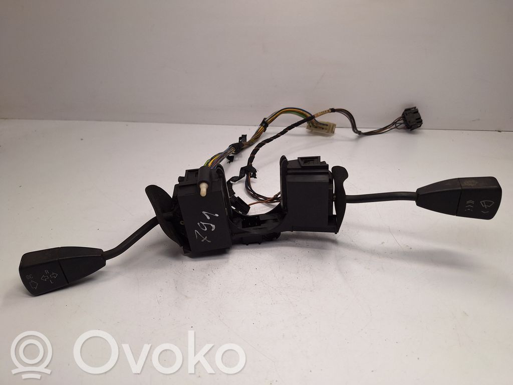 BMW 5 E34 Steering wheel axle set 