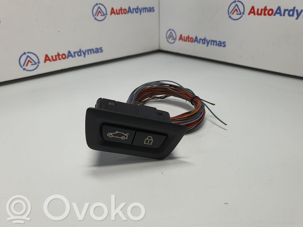 BMW 5 F10 F11 Tailgate/boot open switch button 