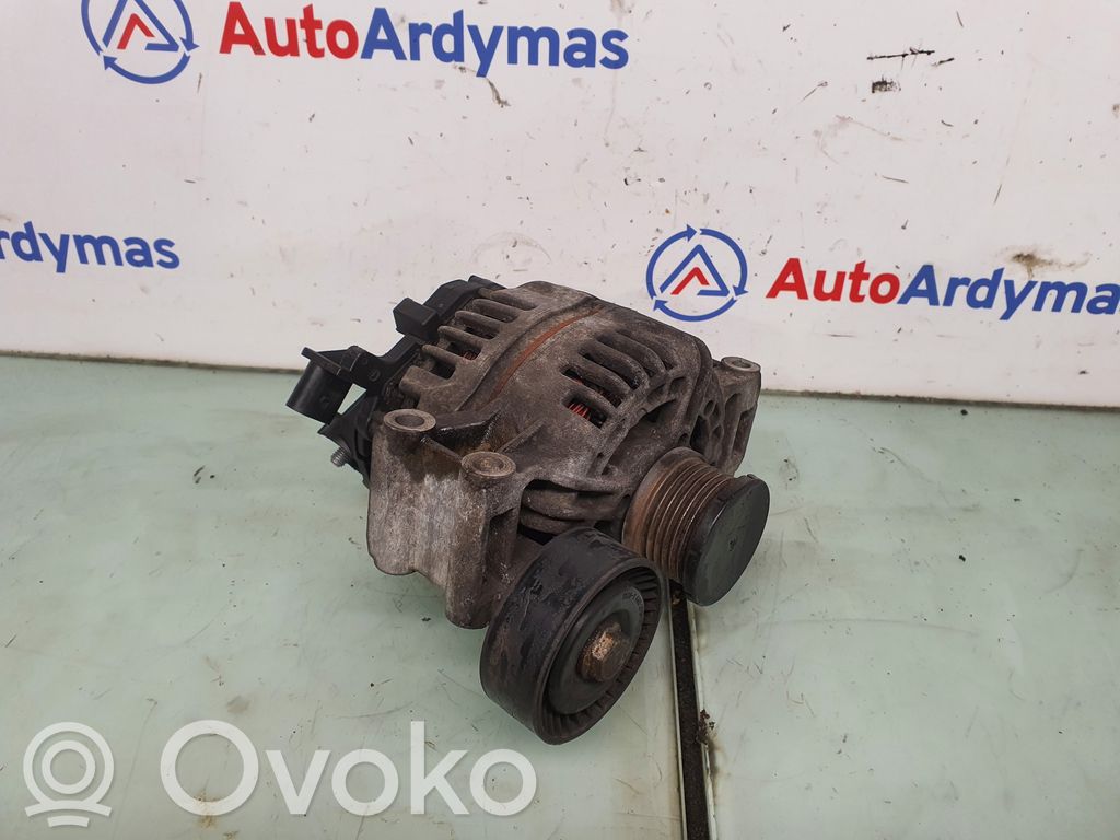 BMW 1 E81 E87 Generator/alternator 