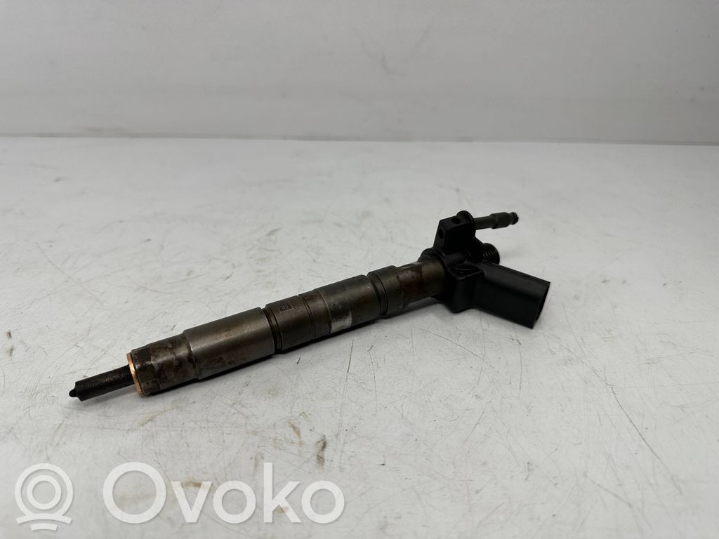 Injecteur de carburant   7797877,13537797877,0445116