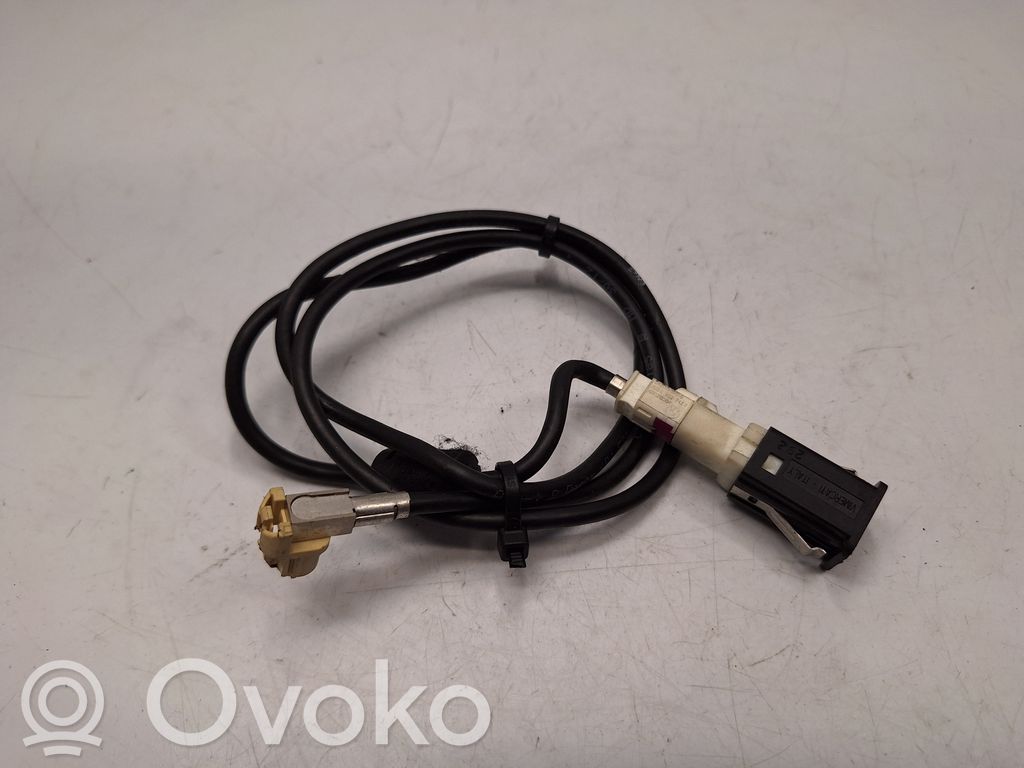 Enchufe conector USB   9237656,84109237656,61319167196,61319230112