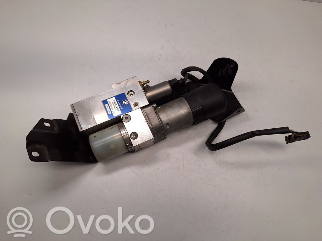 Tailgate hydraulic pump motor   7111867,51247163661