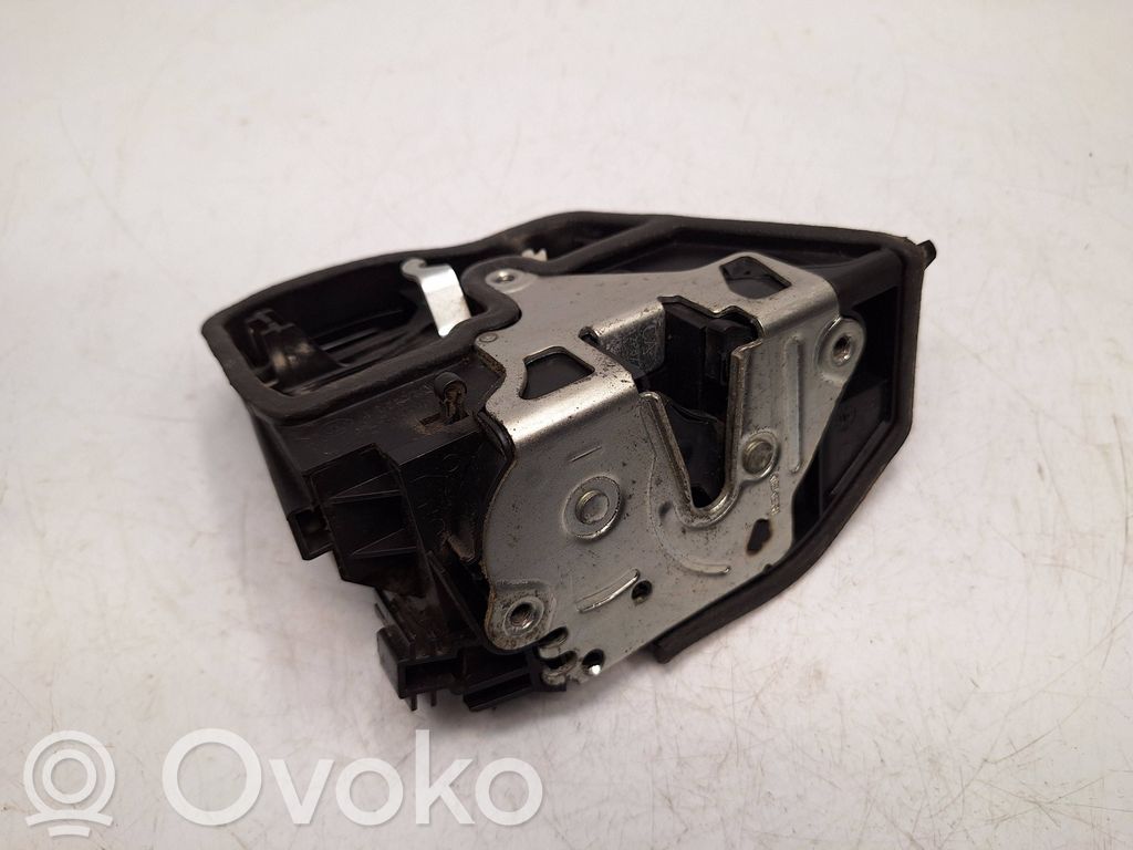 Takaoven lukko   7202148,51227202148,51227060296,51224389476