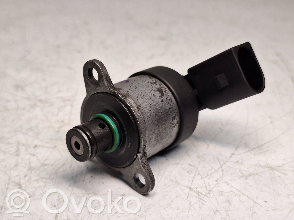 Sensor de presión de combustible   0928400560,13517787186