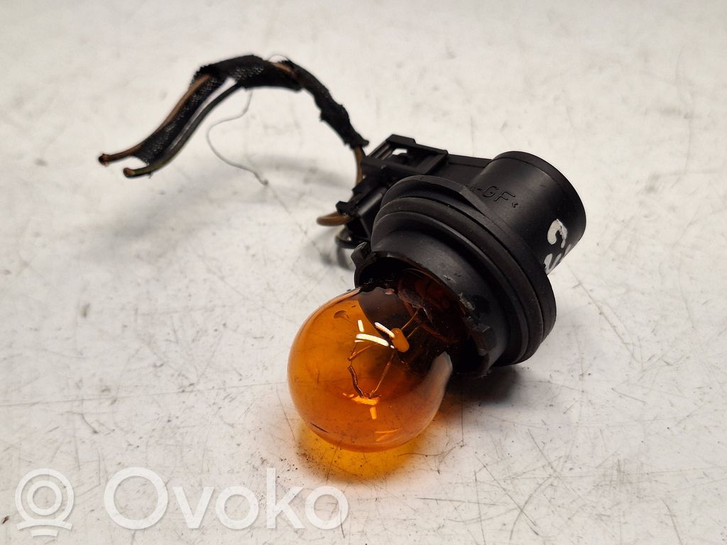 BMW 5 E39 Third/center stoplight 