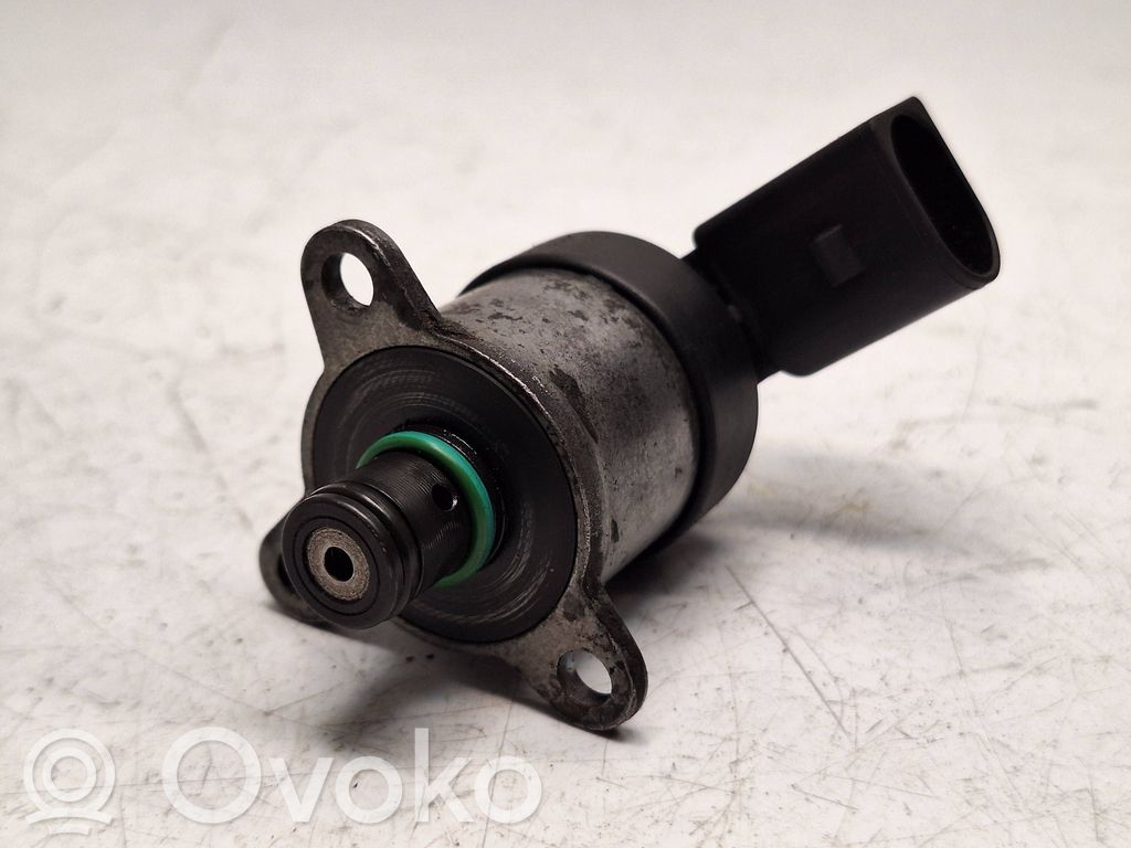 Sensor de presión de combustible   0928400560,13517787186