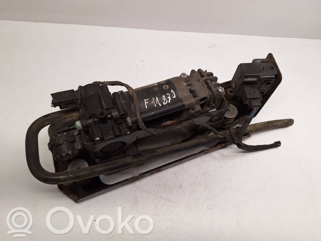 BMW 5 F10 F11 Kompresor zawieszenia tylnego pneumatycznego 