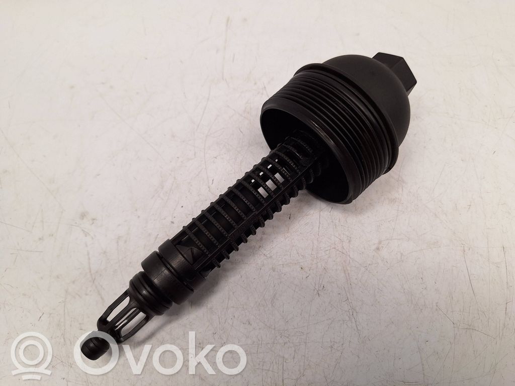 BMW X3 E83 Oil filter cover 