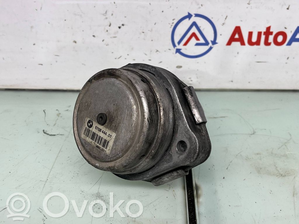 BMW X5 E53 Engine mount bracket 