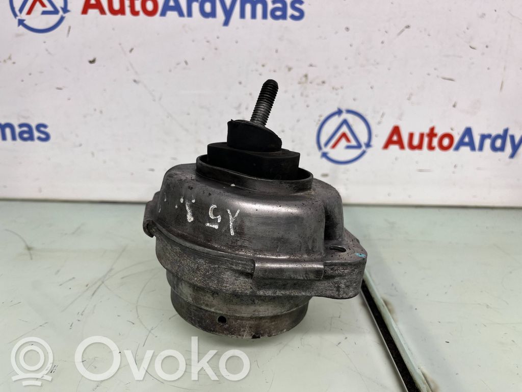 BMW X5 E53 Engine mount bracket 
