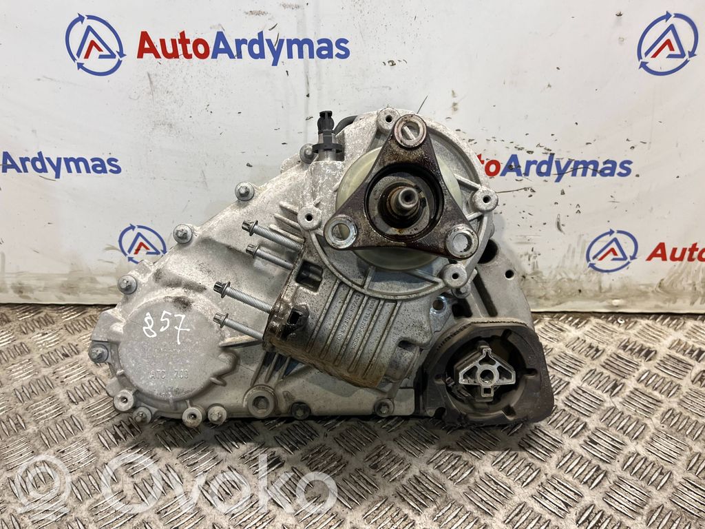 BMW X5 E70 Pavarų dėžės reduktorius (razdatkė) 