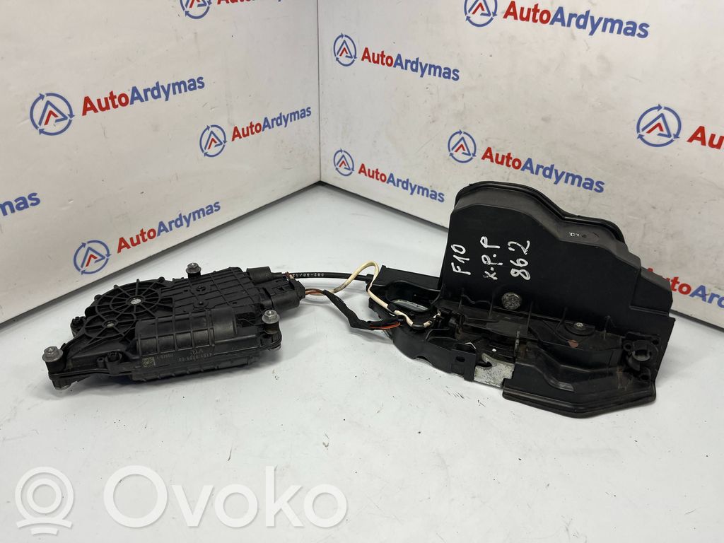 BMW 5 F10 F11 Zamek drzwi przednich 