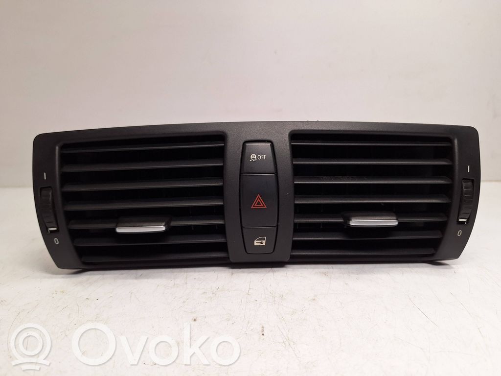 BMW 1 E82 E88 Dash center air vent grill 