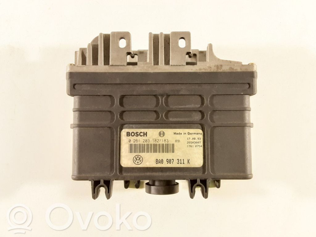 Volkswagen Golf III Engine control unit/module 