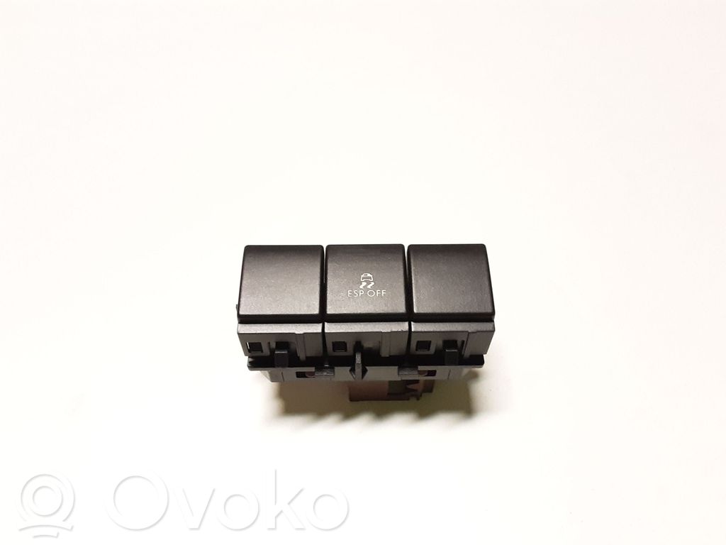 Citroen DS3 ESP (stability program) switch 