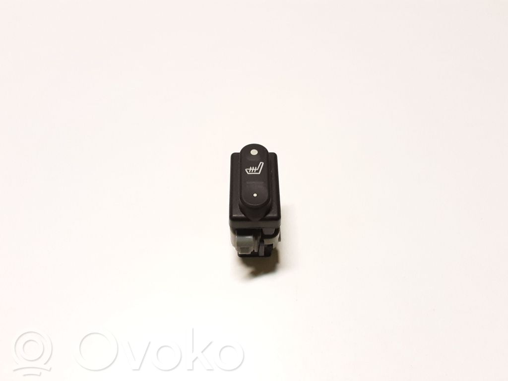 Nissan Qashqai Seat heating switch 