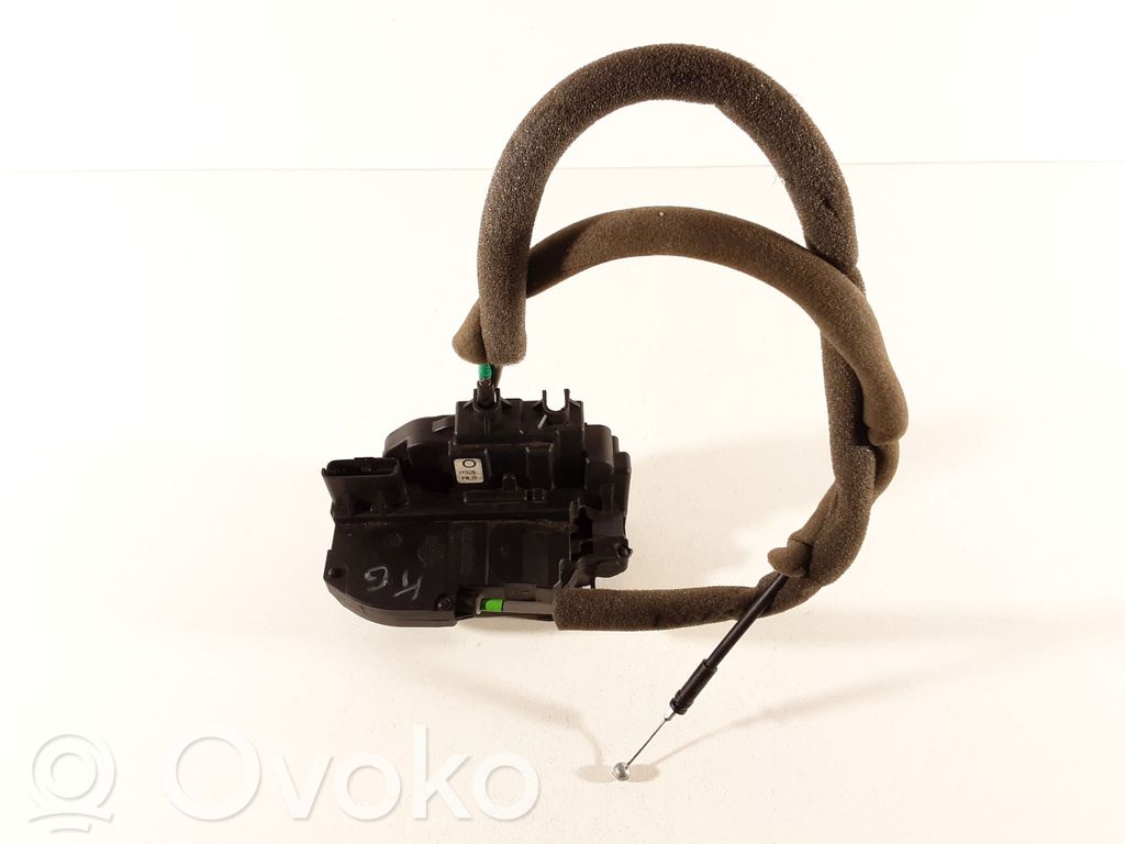 Nissan Qashqai Rear door lock 