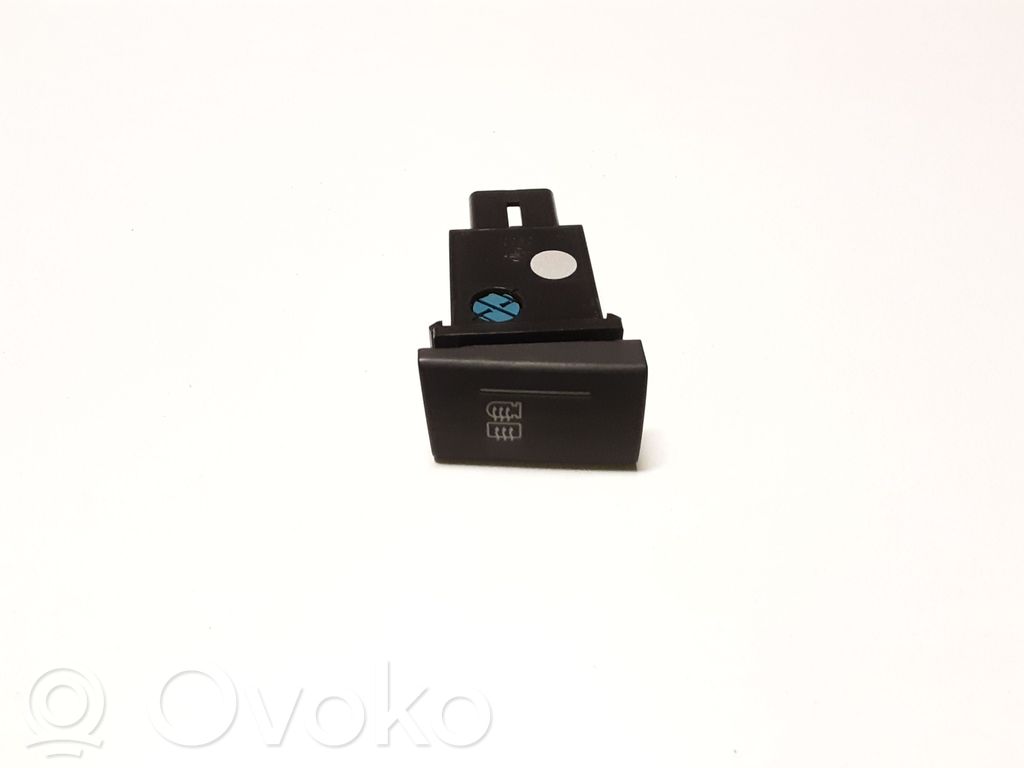 SsangYong Rexton I Windscreen/window heater switch 