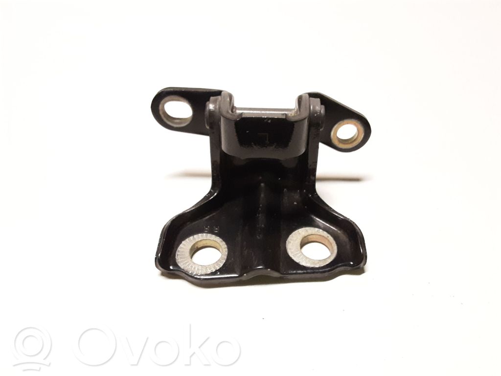 SsangYong Kyron Rear door upper hinge 
