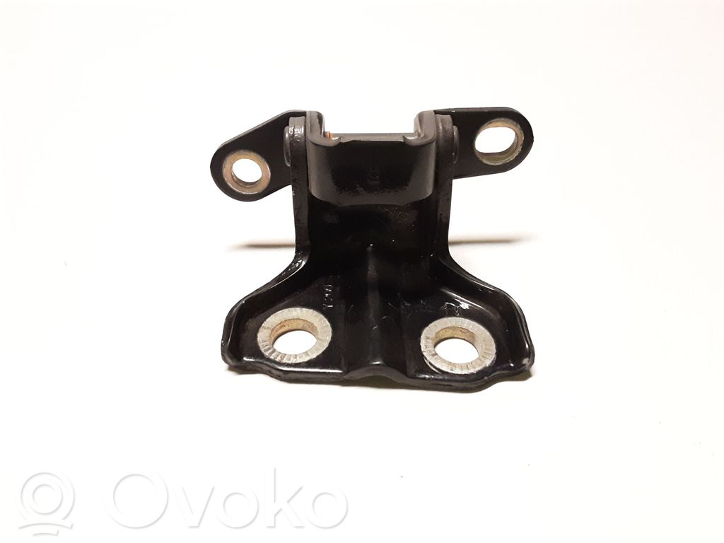 SsangYong Kyron Rear door upper hinge 