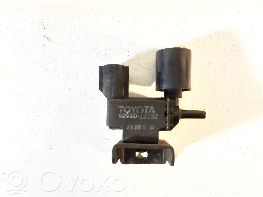 Toyota Corolla E120 E130 Válvula de vacío 