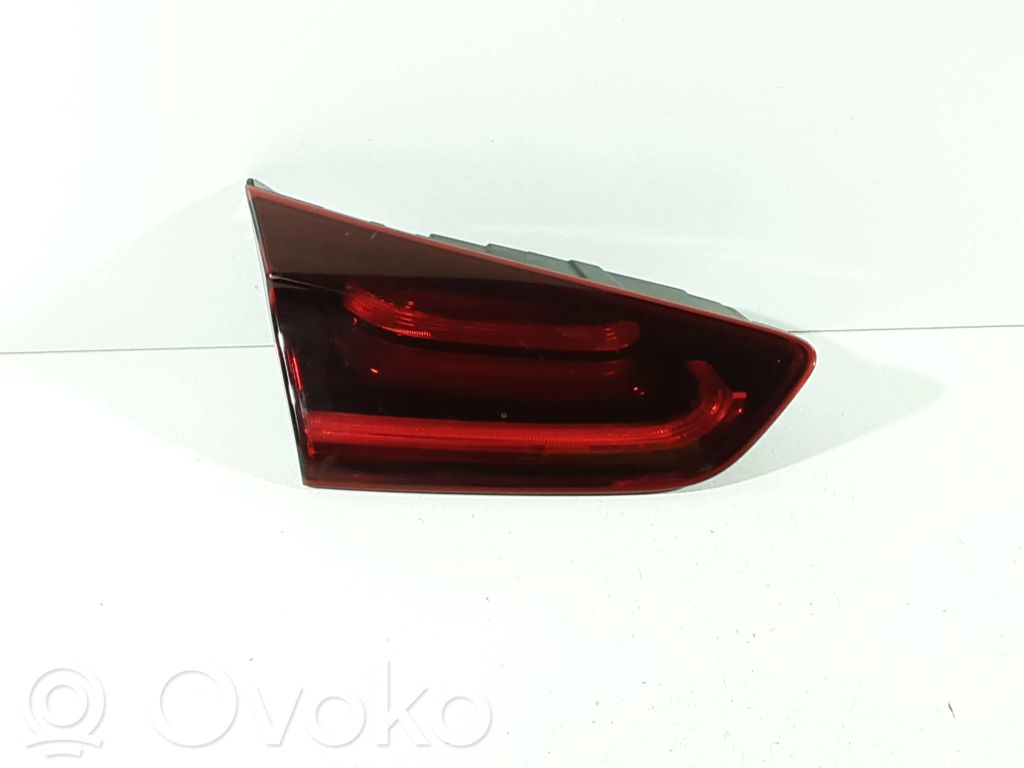 KIA Xceed Lampy tylnej klapy bagażnika 