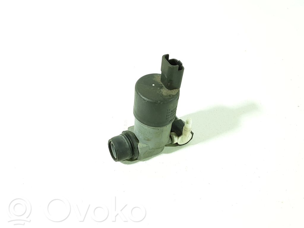 Nissan Almera Tino Windscreen/windshield washer pump 