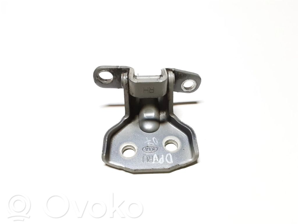 KIA Sorento Front door upper hinge 