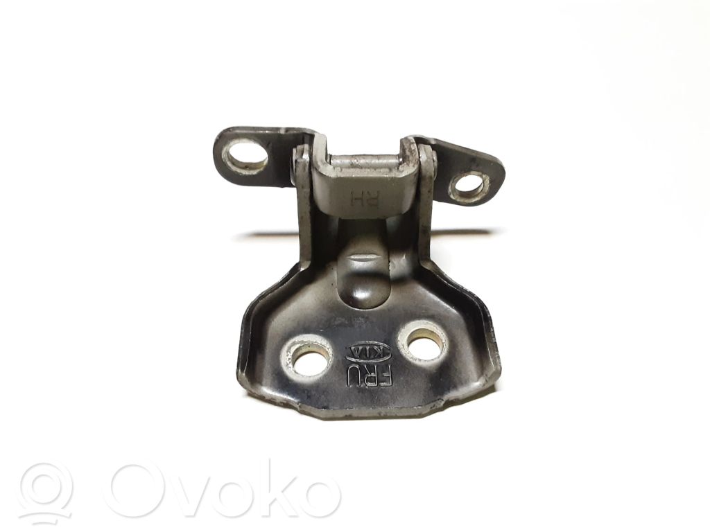 KIA Sorento Front door upper hinge 