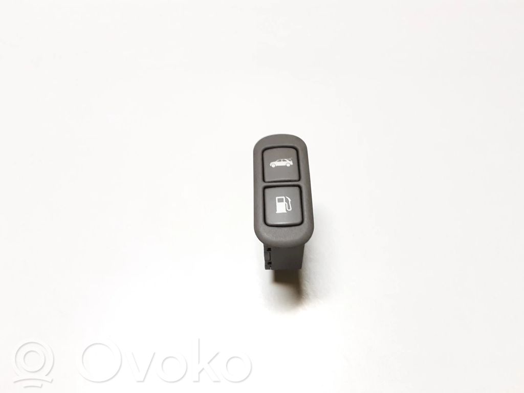 KIA Sorento Fuel tank opening switch 