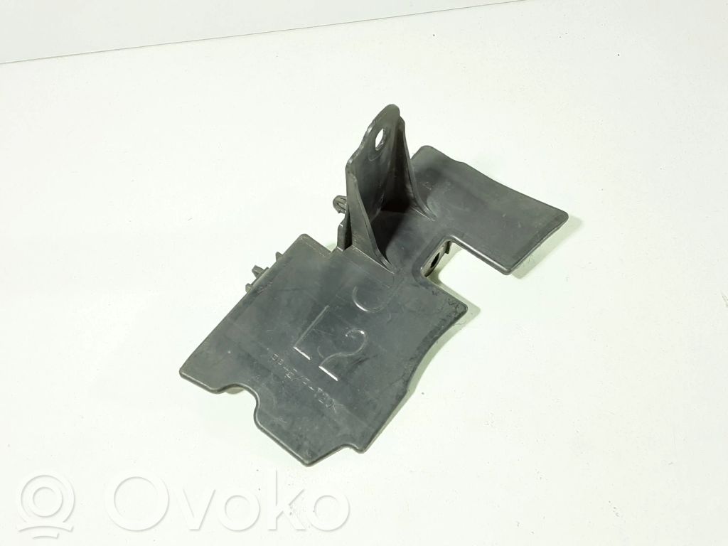 Toyota Yaris Wlot / Kanał powietrza intercoolera 