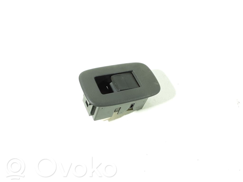 Toyota Auris 150 Electric window control switch 