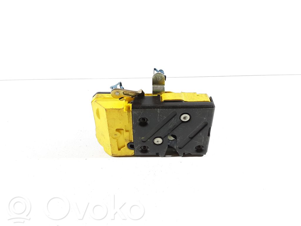 Volvo XC90 Front door lock 