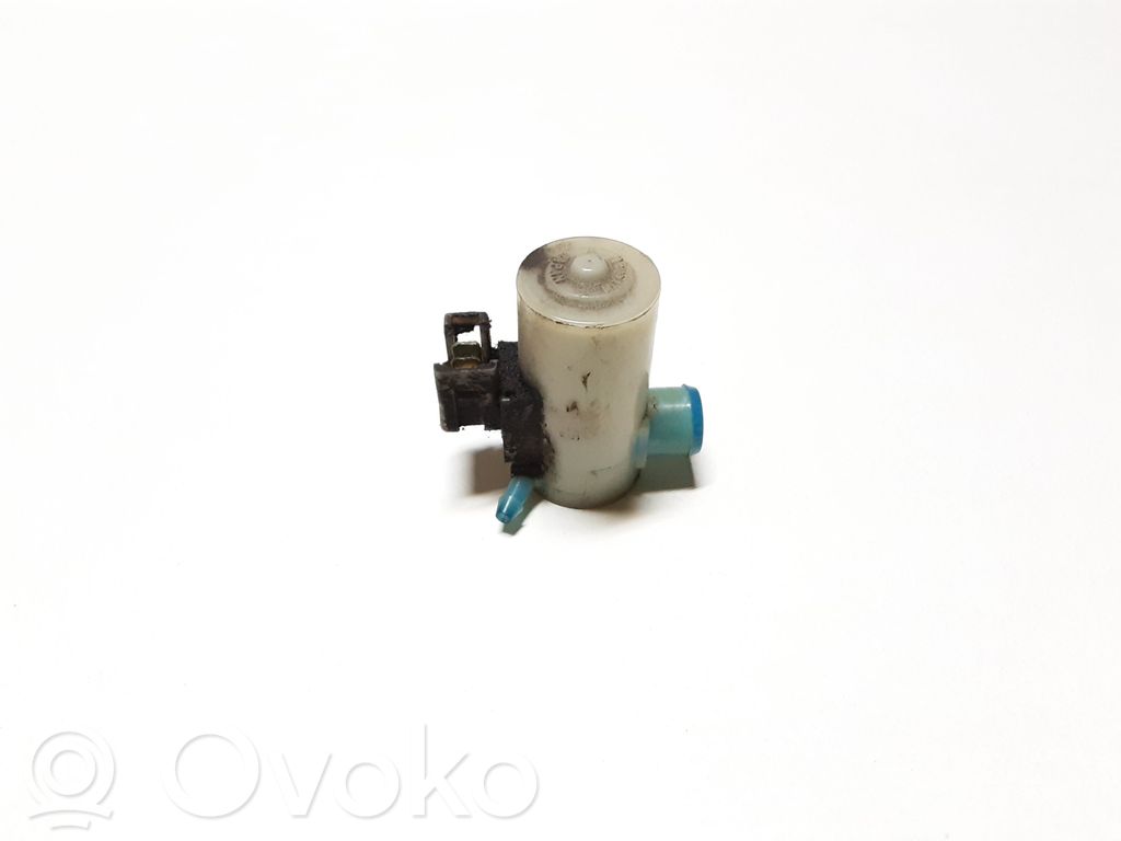 Subaru Forester SG Windscreen/windshield washer pump 